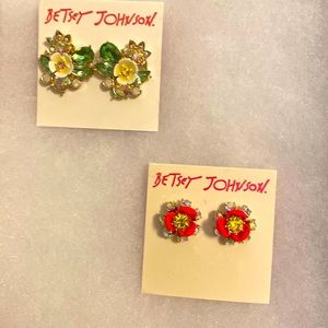 Betsey Johnson Gemstone flowers lot of 2 pairs NWT